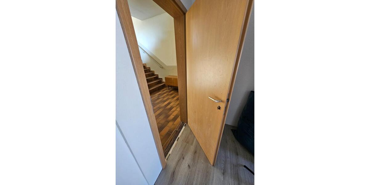Etagenwohnung Aue-Bad Schlema Bad Schlema - 2 Zimmer, 70 m&sup2;, 380&euro; | Angebot:25418282