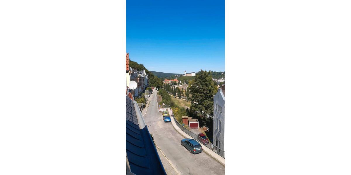 Reihenhaus Greiz - 6 Zimmer, 180 m&sup2;, 74.000&euro; | Angebot:22641100