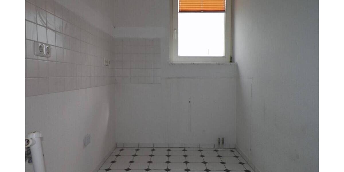 Etagenwohnung Zwickau-Innenstadt Innenstadt - 3 Zimmer, 102 m&sup2;, 650&euro; | Angebot:25797459