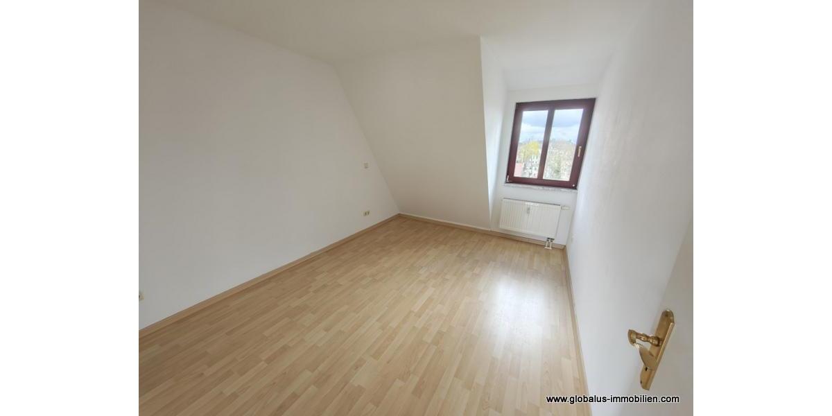 Dachgeschoßwohnung Zwickau - 2 Zimmer, 39 m&sup2;, 275&euro; | Angebot:25871106