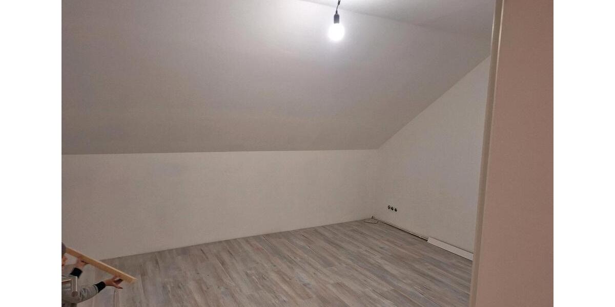 Mehrfamilienhaus, Wohnhaus Zwickau Cainsdorf - 9 Zimmer, 255 m&sup2;, 165.000&euro; | Angebot:24850092
