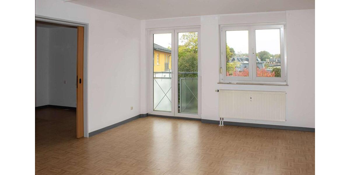 Etagenwohnung Zwickau - 2 Zimmer, 46 m&sup2;, 551&euro; | Angebot:23146897