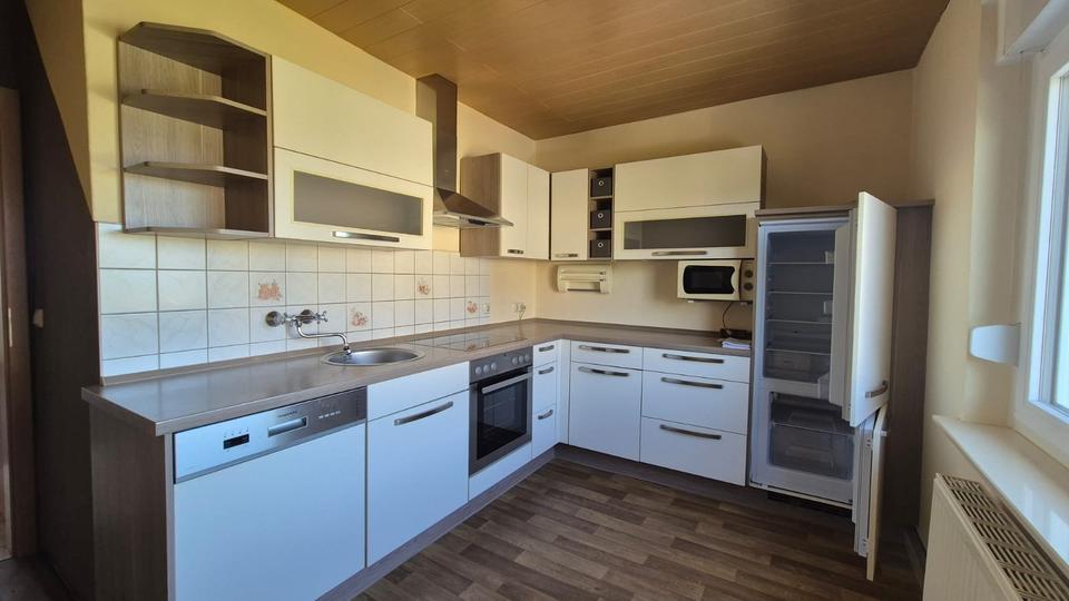 Etagenwohnung Elsterberg - 5 Zimmer, 63 m&sup2;, 300&euro; | Angebot:22688761