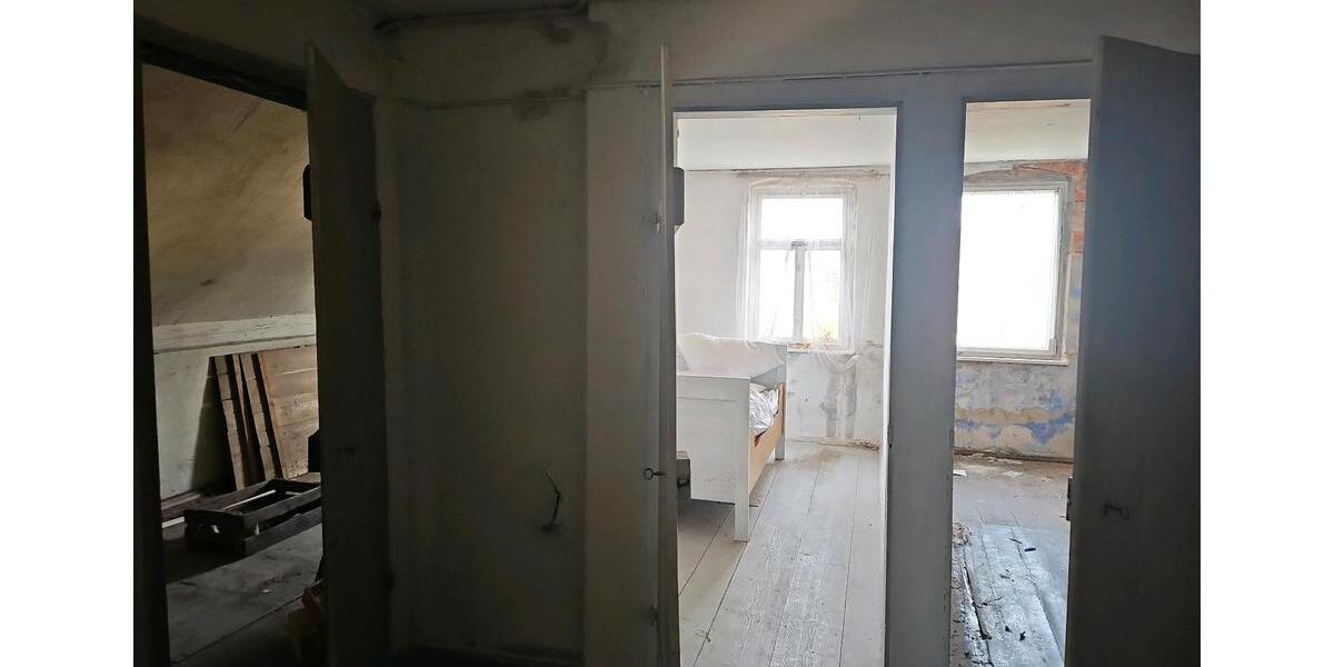 Mehrfamilienhaus, Wohnhaus Mülsen - 13 Zimmer, 180 m&sup2;, 23.000&euro; | Angebot:25425989