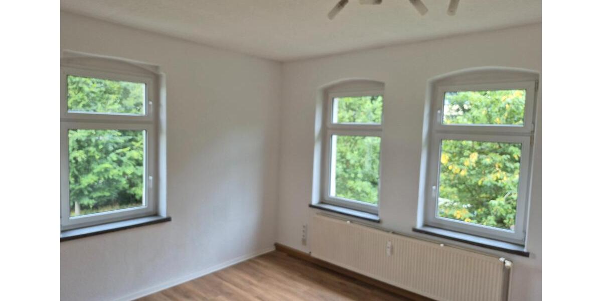 Etagenwohnung Niederwürschnitz - 2.5 Zimmer, 67 m&sup2;, 350&euro; | Angebot:26678730