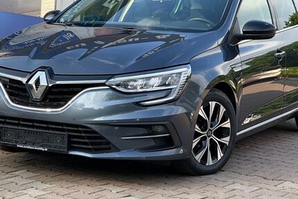 Renault Megane 66.442 km 14.900 &euro; Zwickau 08056