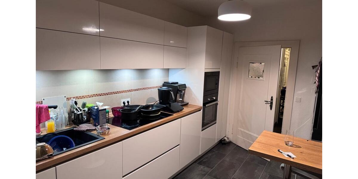 Etagenwohnung Oberlungwitz - 3 Zimmer, 110 m&sup2;, 1.150&euro; | Angebot:25044575