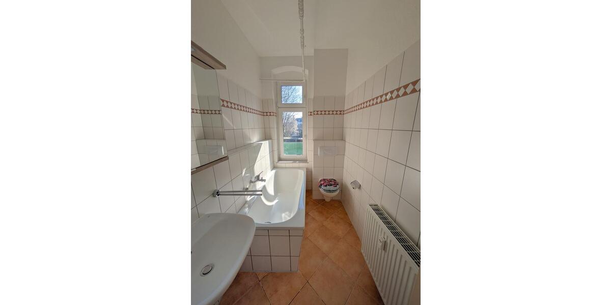 Etagenwohnung Zwickau Zwickau-Nord - 3 Zimmer, 94 m&sup2;, 560&euro; | Angebot:26679924