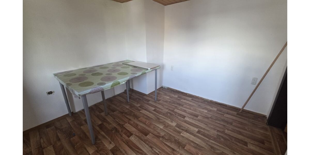 Charmante Doppelhaushälfte mit Potenzial in Limbach-Oberfrohna! - Einfamilienhaus Limbach-Oberfrohna Oberfrohna | Angebot:22510253