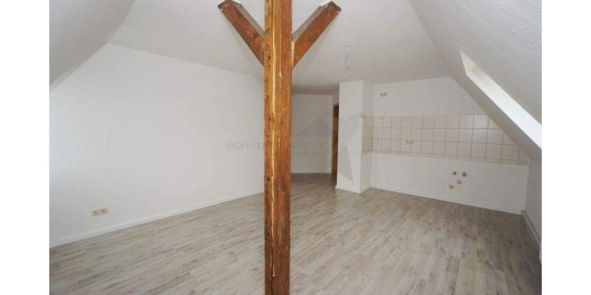 Etagenwohnung Zwickau Pölbitz - 2 Zimmer, 68 m&sup2;, 340&euro; | Angebot:25681458