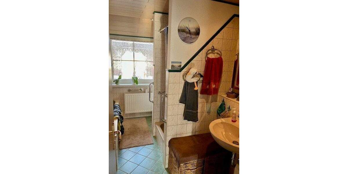 Einfamilienhaus Rodewisch - 1 Zimmer, 145 m&sup2;, 245.000&euro; | Angebot:25662084