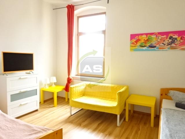 Etagenwohnung Werdau - 2 Zimmer, 48 m&sup2;, 315&euro; | Angebot:23818618