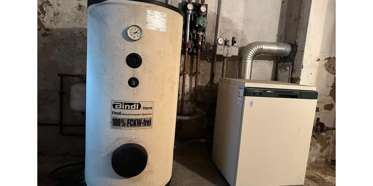 Mehrfamilienhaus, Wohnhaus Crimmitschau - 13 Zimmer, 240 m&sup2;, 55.000&euro; | Angebot:25961759