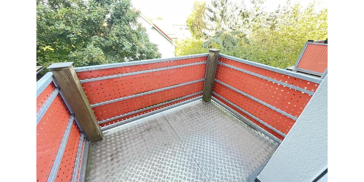 Etagenwohnung Zwickau Cainsdorf - 1 Zimmer, 31 m&sup2;, 220&euro; | Angebot:26164306