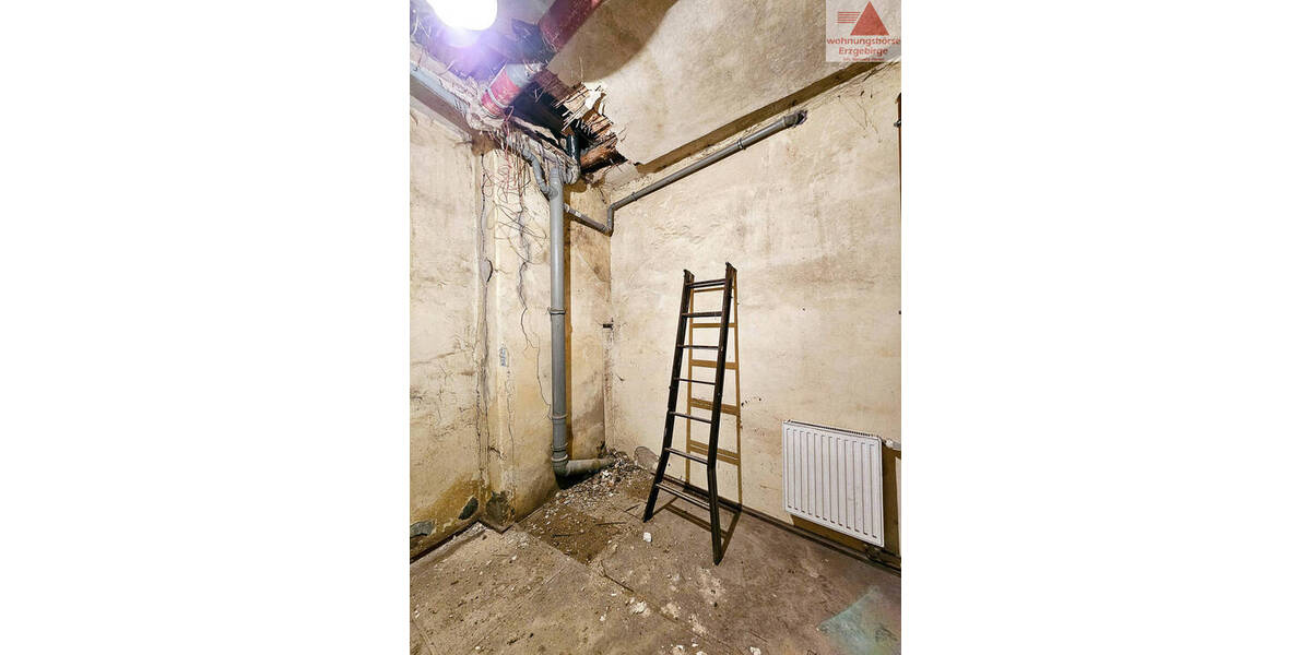 Reihenmittelhaus Schwarzenberg - 1 Zimmer, 269 m&sup2;, 39.000&euro; | Angebot:25688157