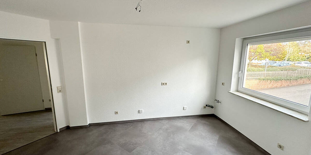 Etagenwohnung Glauchau - 2 Zimmer, 79 m&sup2;, 490&euro; | Angebot:25688144