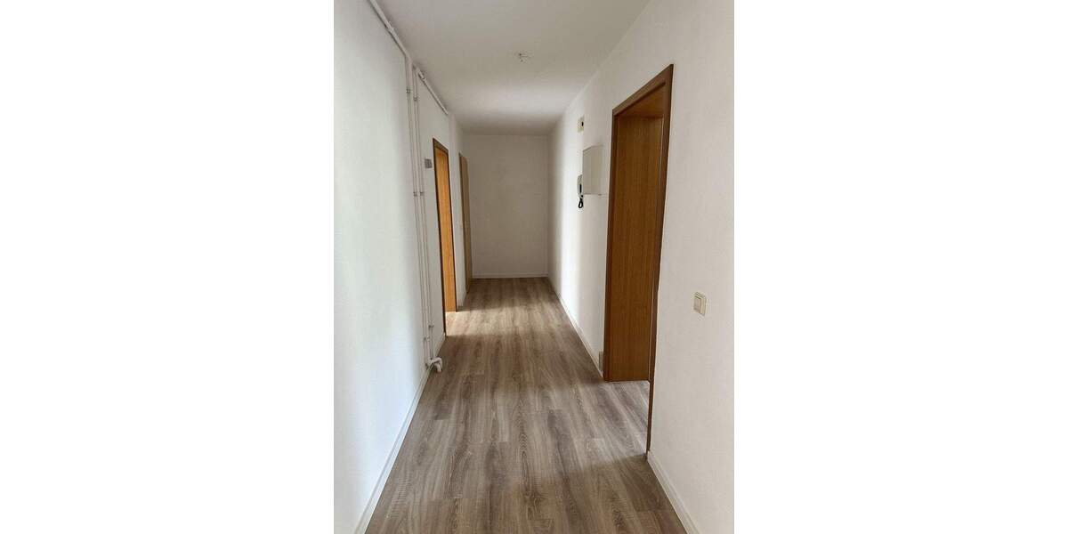 Etagenwohnung Zwickau Eckersbach - 3 Zimmer, 76 m&sup2;, 49.000&euro; | Angebot:25707392