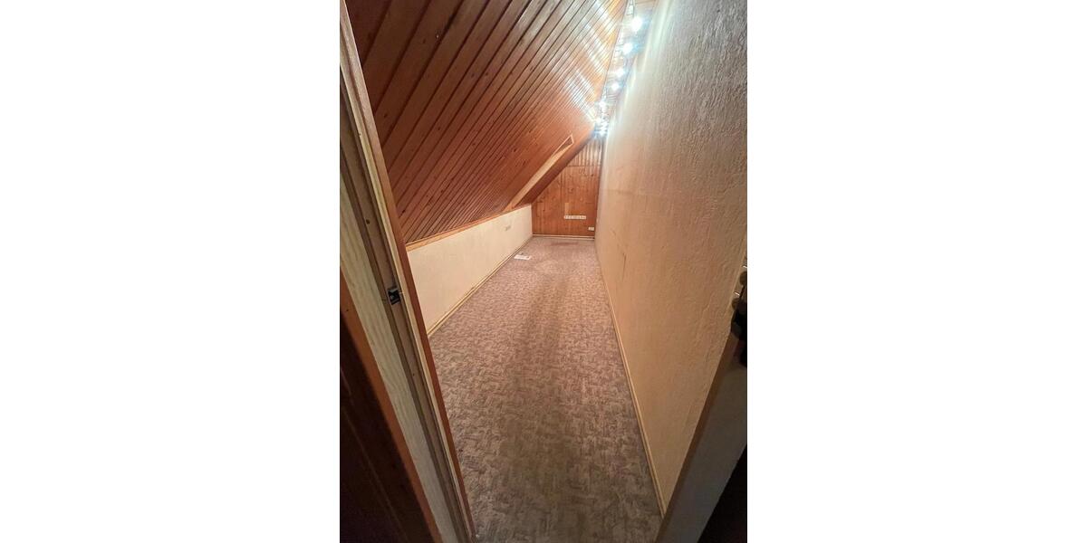 Mehrfamilienhaus, Wohnhaus Reinsdorf - 30 Zimmer, 356 m&sup2;, 227.500&euro; | Angebot:24360447