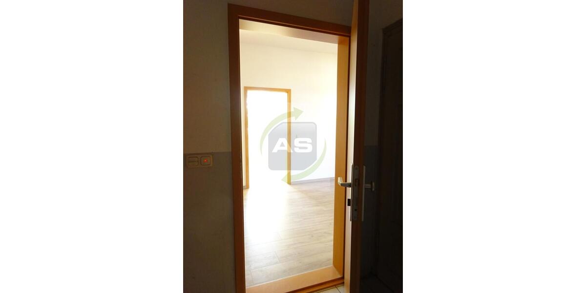 Etagenwohnung Zwickau Cainsdorf - 2 Zimmer, 88 m&sup2;, 399&euro; | Angebot:25976336