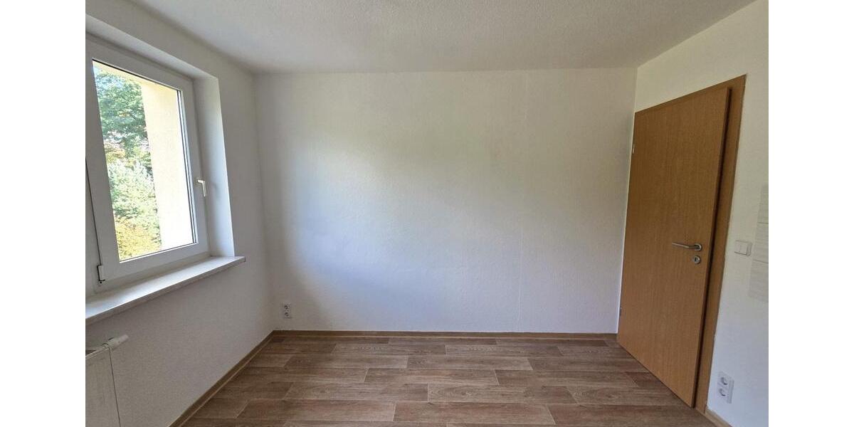 Etagenwohnung Hohenstein-Ernstthal Ernstthal - 5 Zimmer, 110 m&sup2;, 731&euro; | Angebot:25298527