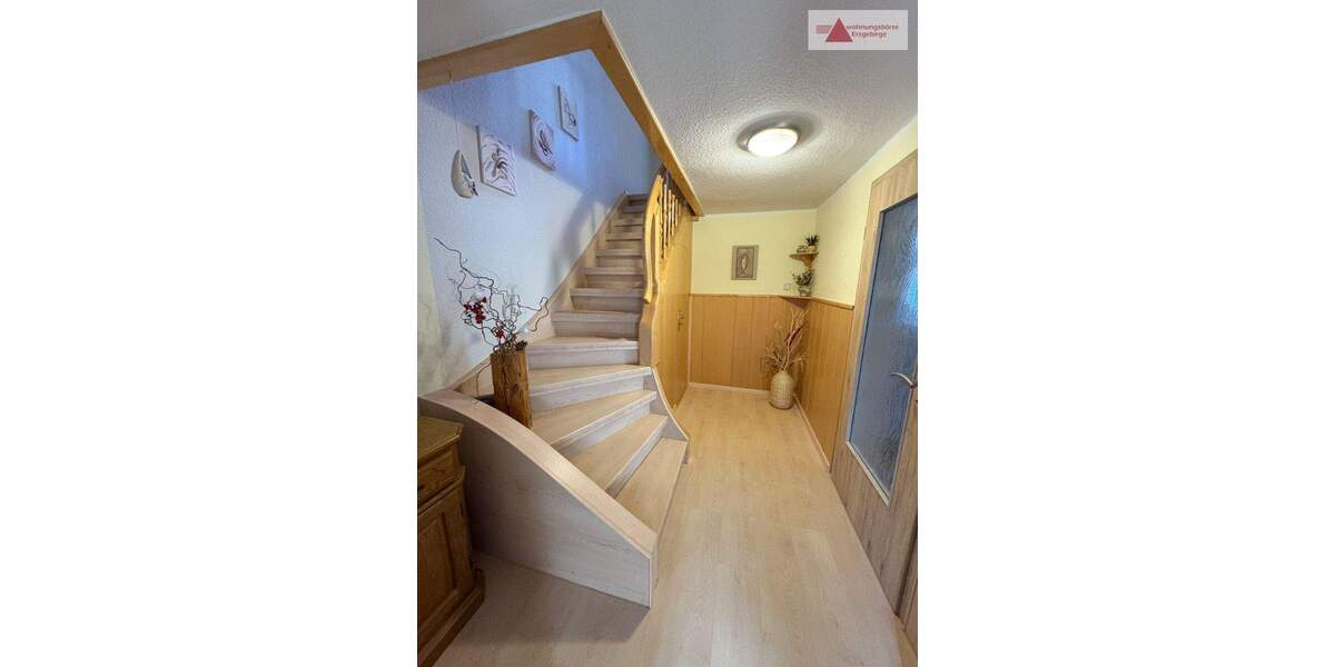 Doppelhaushälfte Grünhain-Beierfeld Beierfeld - 6 Zimmer, 142 m&sup2;, 250.000&euro; | Angebot:25744624