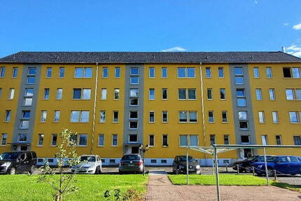 Wohnung Lengenfeld - 3 Zimmer, 61 m&sup2;, 492&euro; | Angebot:26794372