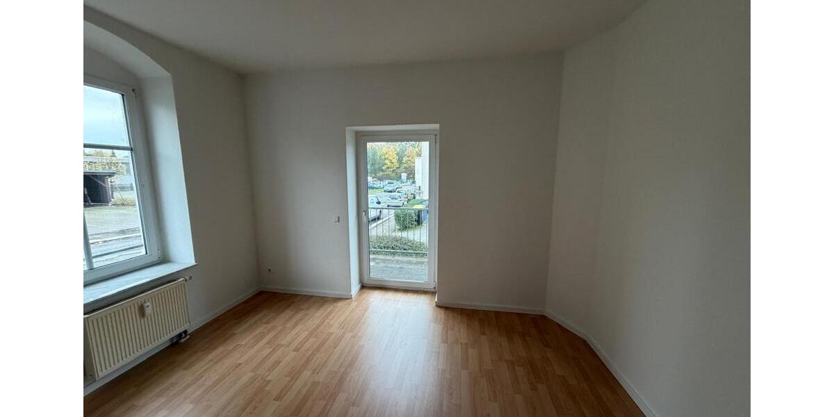 Erdgeschoßwohnung Zwickau - 2 Zimmer, 54 m&sup2;, 305&euro; | Angebot:23294029