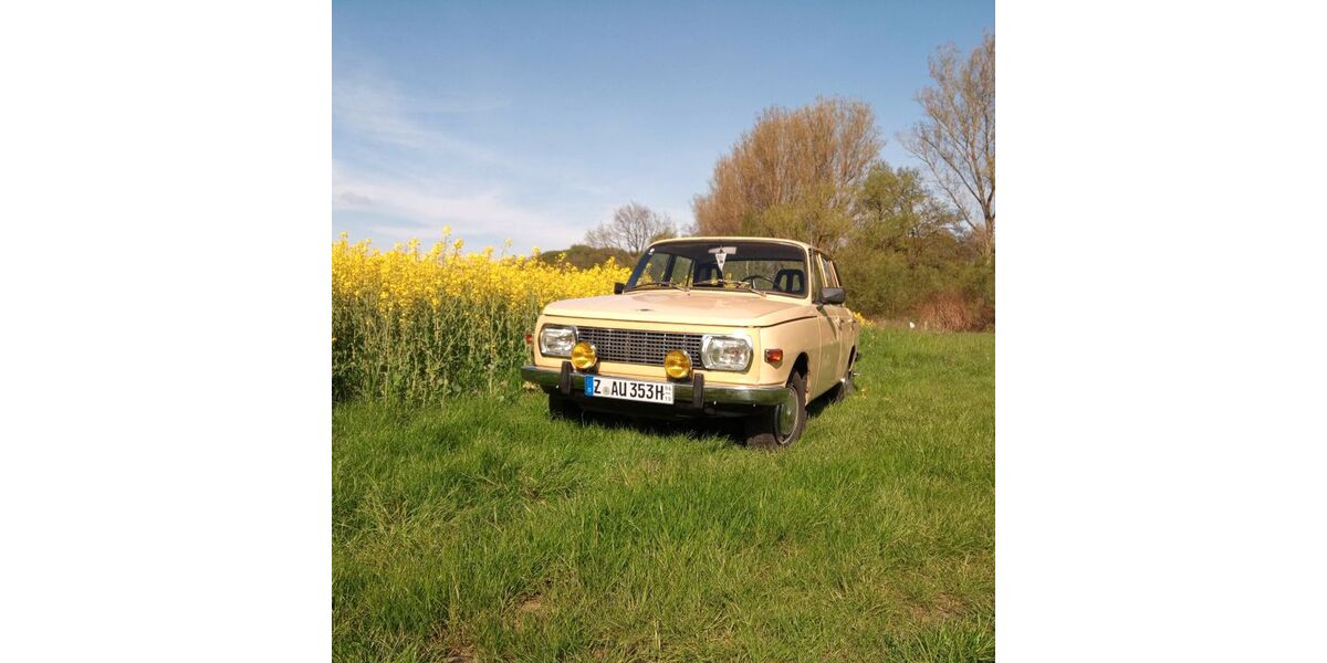 Wartburg 353 80.000 km 5.200 &euro; Waldenburg 08396
