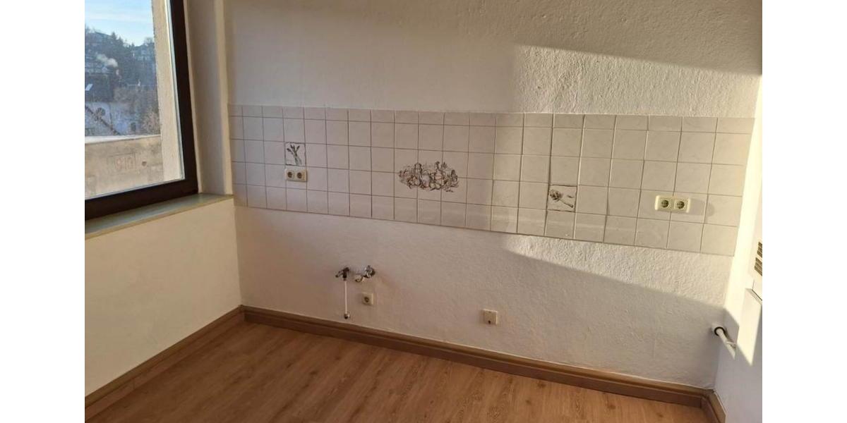 Etagenwohnung Stollberg (Erzgebirge) - 2 Zimmer, 61 m&sup2;, 310&euro; | Angebot:25359831