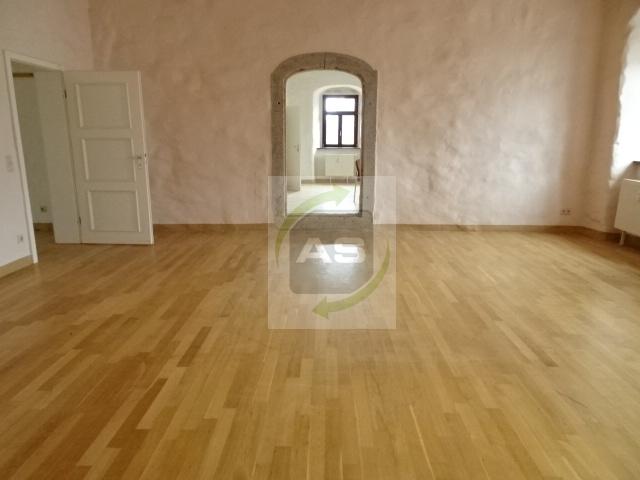 Gewerbeobjekt Kirchberg - 180&euro; | Angebot:22599987