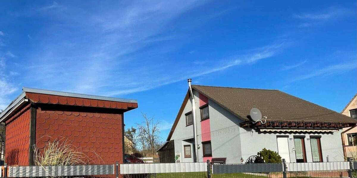 Einfamilienhaus Meerane - 5 Zimmer, 114 m&sup2;, 299.000&euro; | Angebot:25666436