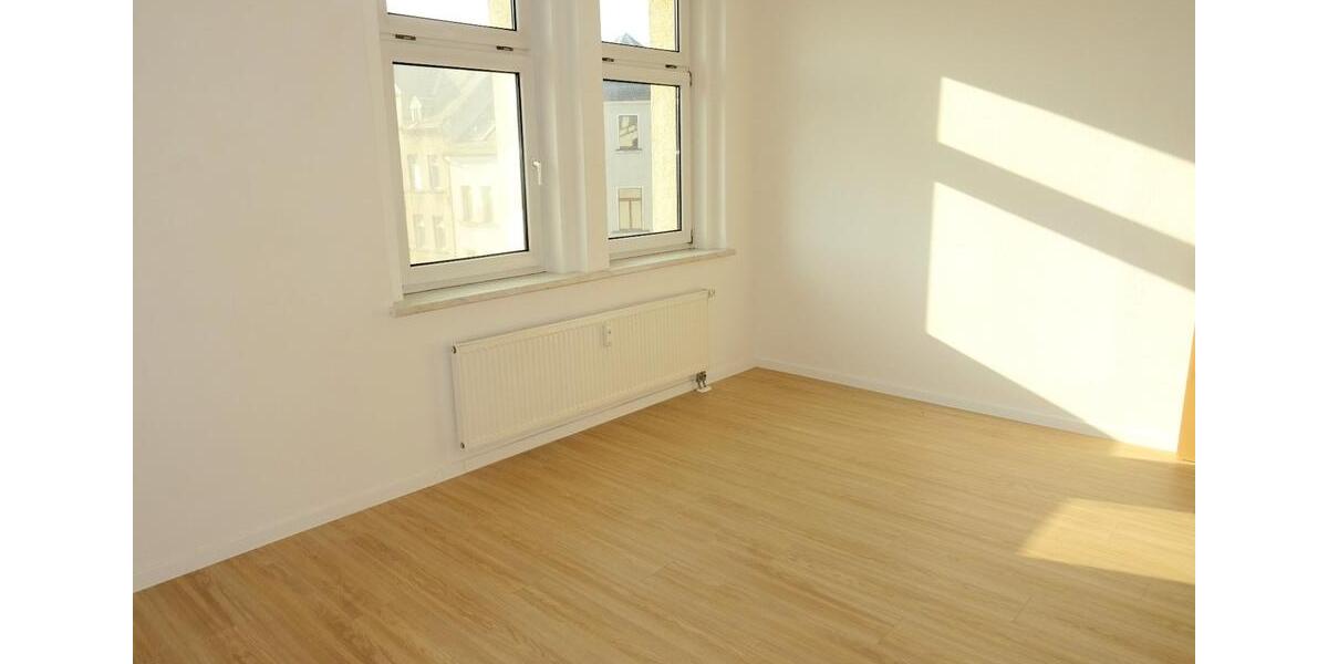 Etagenwohnung Werdau - 2 Zimmer, 55 m&sup2;, 310&euro; | Angebot:17238253