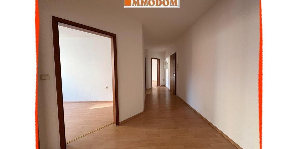 Etagenwohnung Zwickau Neuplanitz - 2.5 Zimmer, 75 m&sup2;, 335&euro; | Angebot:11727134