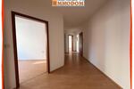 Etagenwohnung Zwickau Neuplanitz - 2.5 Zimmer, 75 m&sup2;, 335&euro; | Angebot:11727134