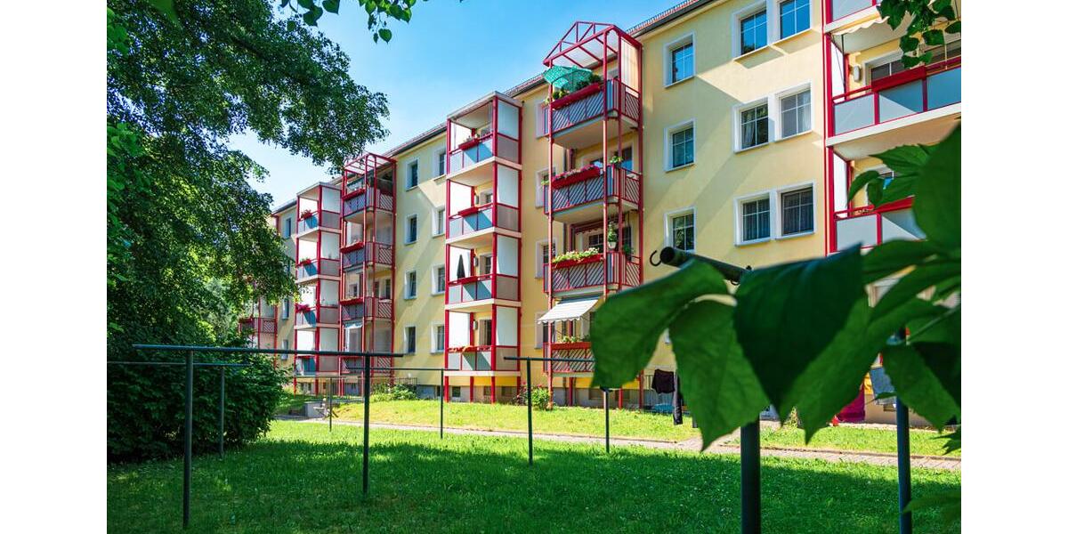 Etagenwohnung Zwickau Auerbach - 2 Zimmer, 49 m&sup2;, 373&euro; | Angebot:25935174
