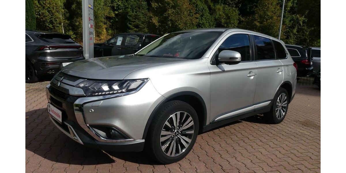 Mitsubishi Outlander 51.900 km 16.990 &euro; Schneeberg 08289