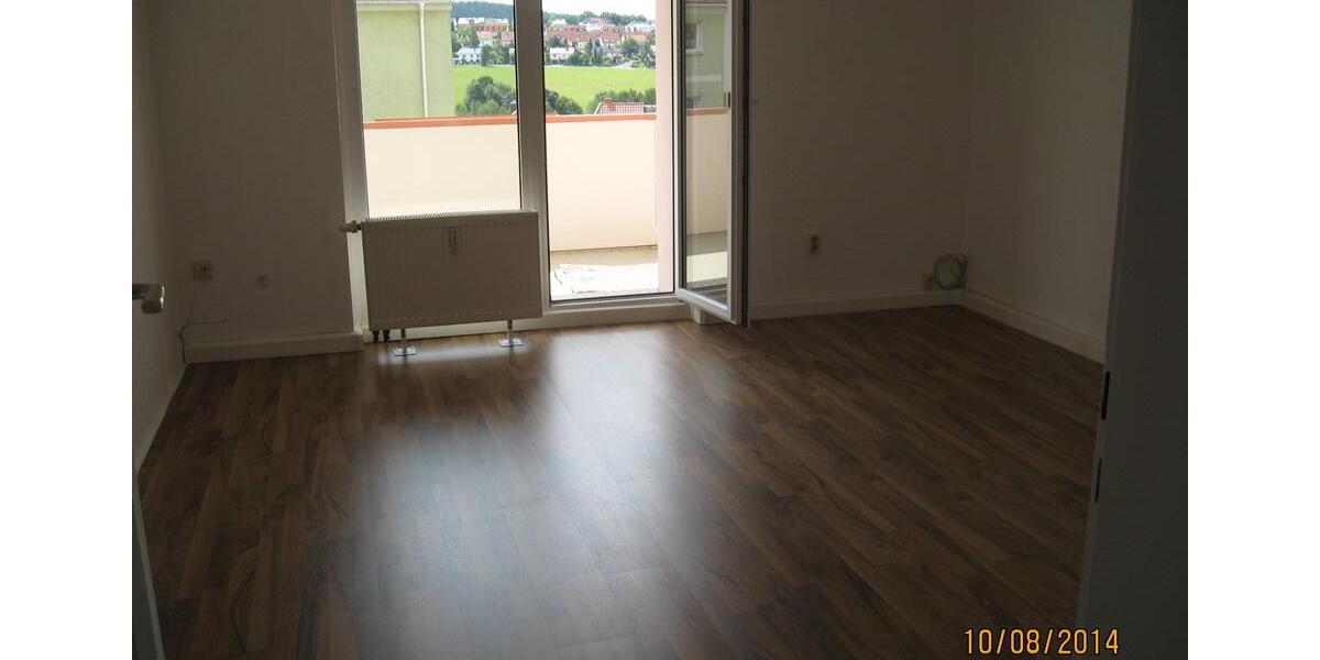 Etagenwohnung Reichenbach im Vogtland Obermylau - 3 Zimmer, 61 m&sup2;, 350&euro; | Angebot:25056538