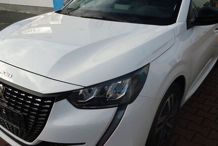 Peugeot 208 20.000 km 17.299 &euro; Nobitz 04603