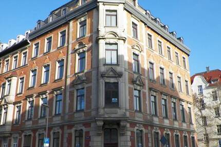 Wohnung Zwickau Innenstadt - 3 Zimmer, 95 m&sup2;, 460&euro; | Angebot:25734772