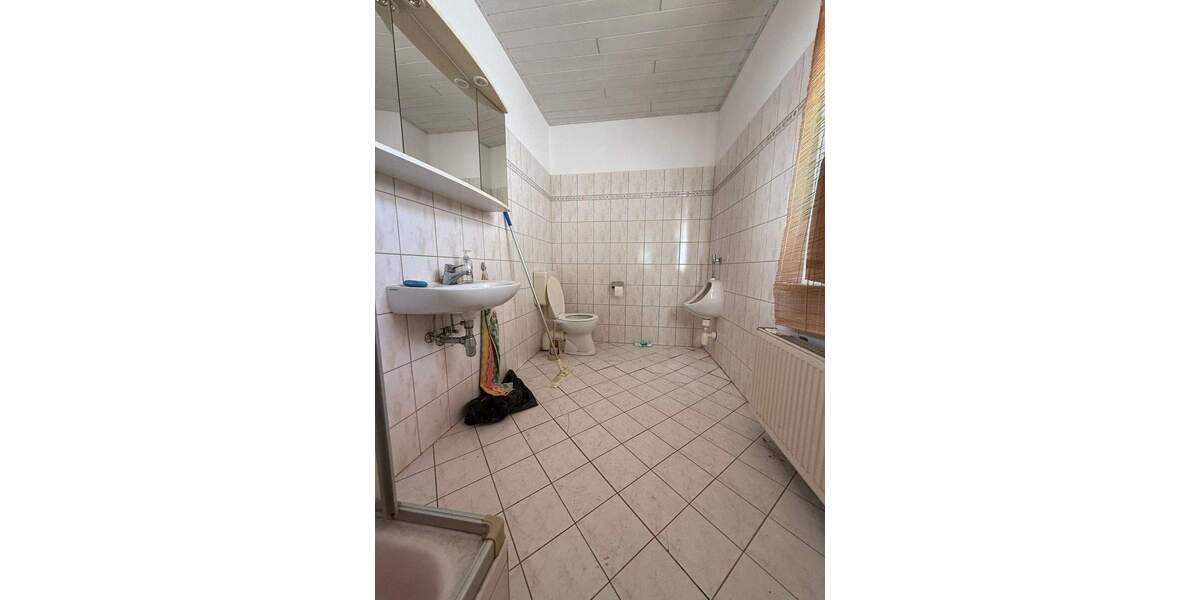 Mehrfamilienhaus, Wohnhaus Lichtenstein/Sachsen Lichtenstein - 9 Zimmer, 240 m&sup2;, 55.000&euro; | Angebot:25680253