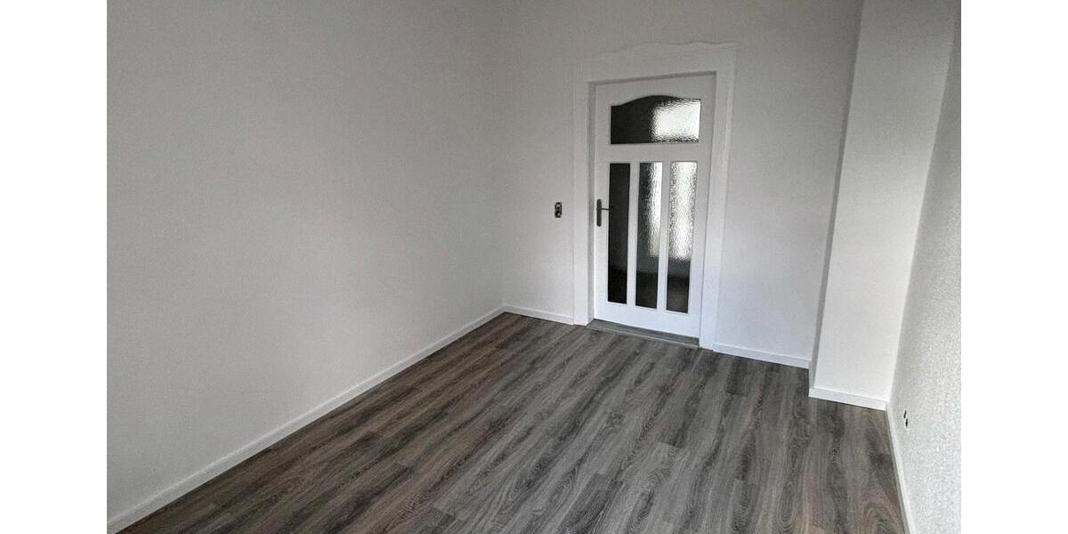 Etagenwohnung Aue-Bad Schlema Bad Schlema - 3 Zimmer, 85 m&sup2;, 440&euro; | Angebot:25362045