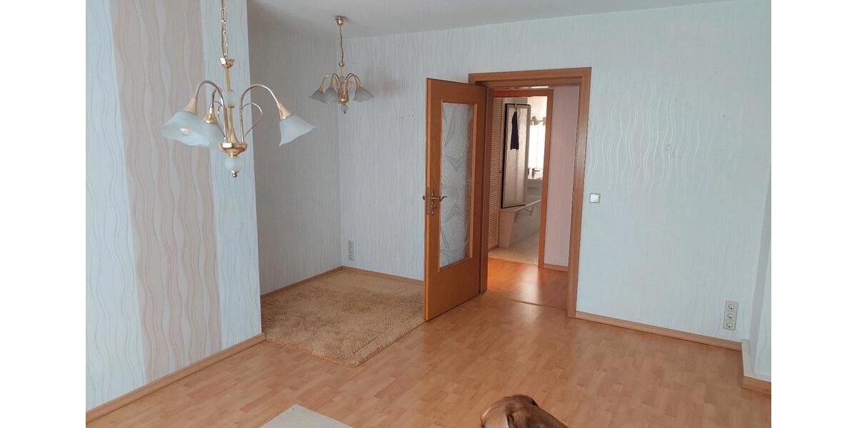 Etagenwohnung Gersdorf - 3 Zimmer, 59 m&sup2;, 490&euro; | Angebot:25874770