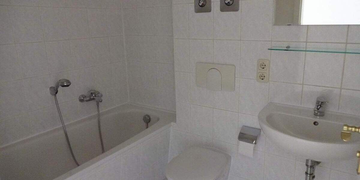 Etagenwohnung Zwickau Marienthal - 2 Zimmer, 43 m&sup2;, 51.600&euro; | Angebot:25747171