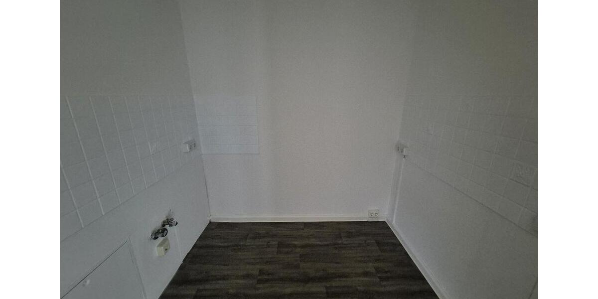 Etagenwohnung Hohenstein-Ernstthal Ernstthal - 3 Zimmer, 56 m&sup2;, 325&euro; | Angebot:25257521