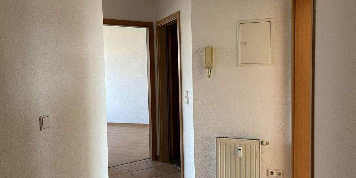 Etagenwohnung Zwickau Innenstadt - 2 Zimmer, 47 m&sup2;, 290&euro; | Angebot:25707554