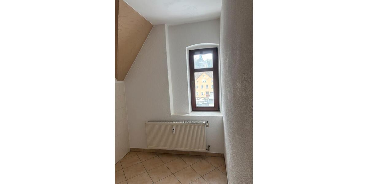 Etagenwohnung Gornsdorf - 2 Zimmer, 60 m&sup2;, 510&euro; | Angebot:25646710