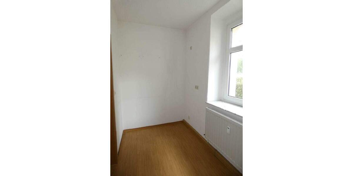 Etagenwohnung Zwickau-Pölbitz Pölbitz - 2 Zimmer, 40 m&sup2;, 250&euro; | Angebot:25734801