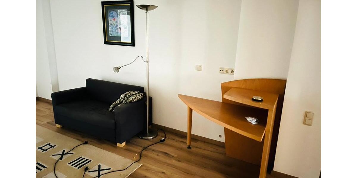 Erdgeschoßwohnung Neumark - 4 Zimmer, 160 m&sup2;, 89.000&euro; | Angebot:23089787
