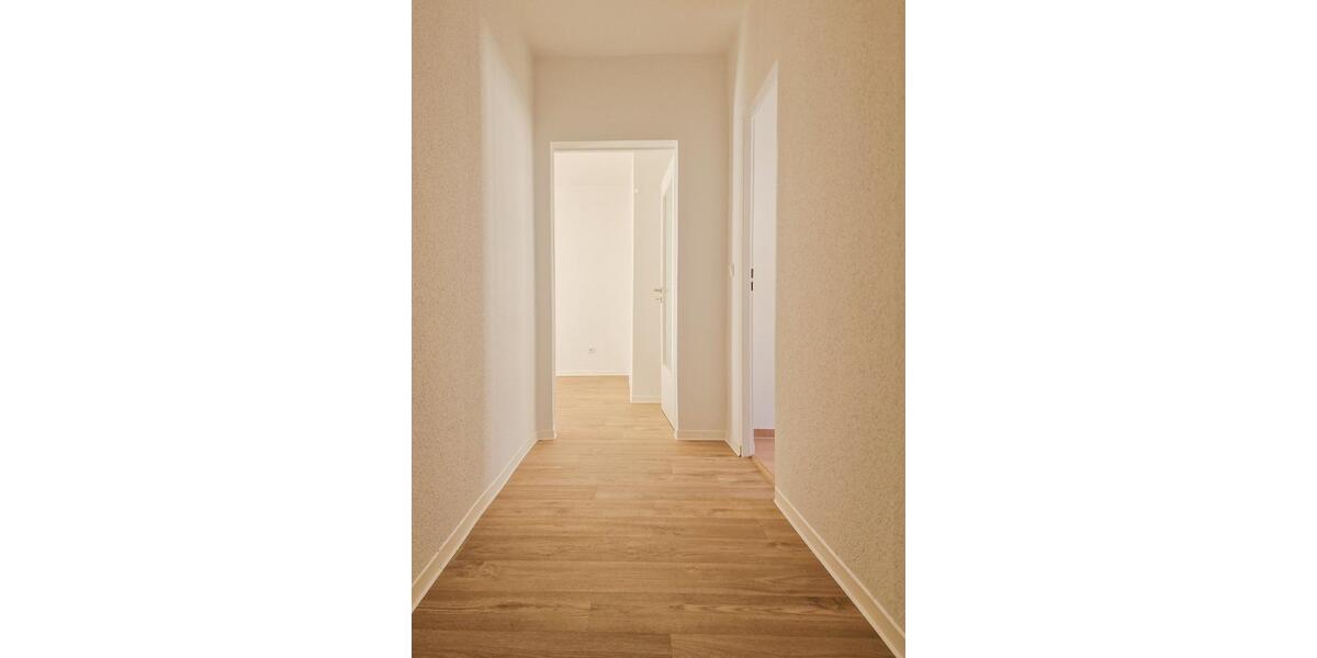 Etagenwohnung Glauchau - 2 Zimmer, 50 m&sup2;, 245&euro; | Angebot:25366581