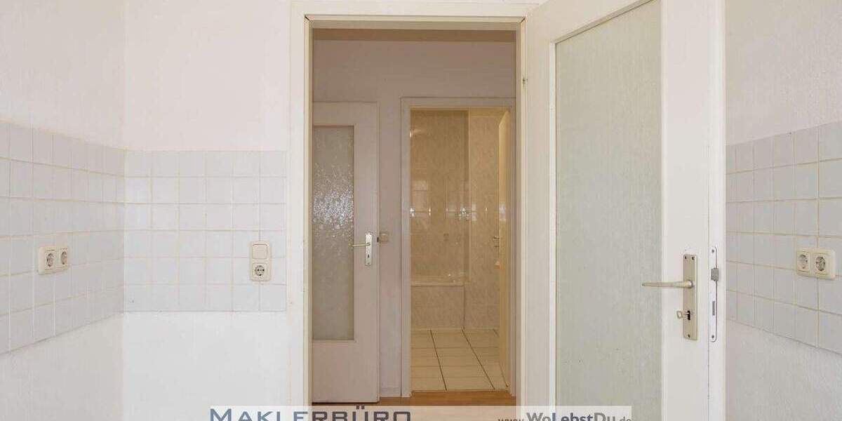 Etagenwohnung Greiz Irchwitz - 3 Zimmer, 90 m&sup2;, 450&euro; | Angebot:25674665